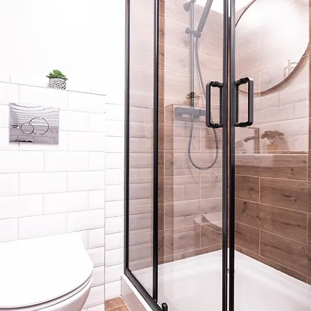 Superapart Minska 27 - Przy Parku Skaryszewskim Apartmán *